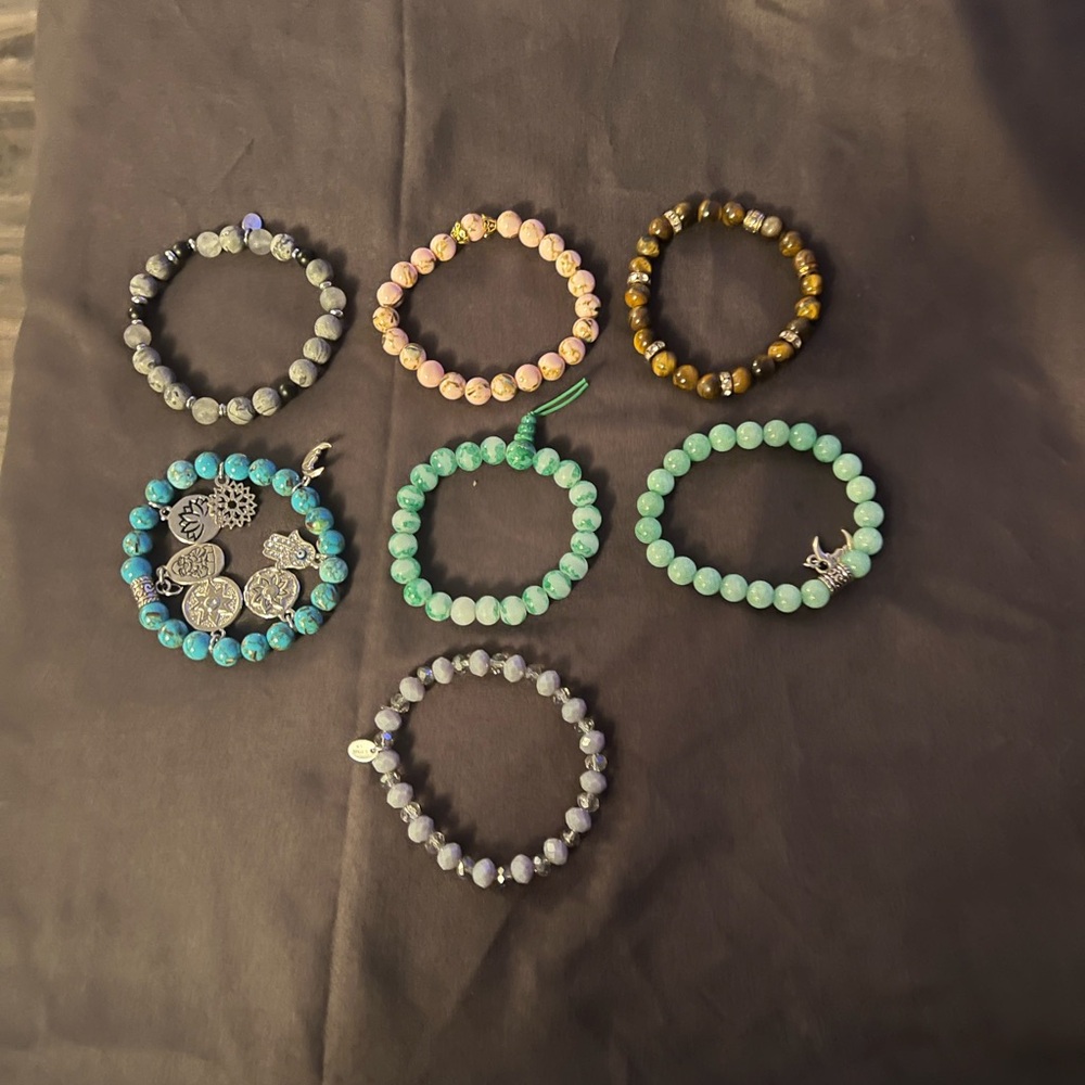 Lot of 7 stretch bead bracelets